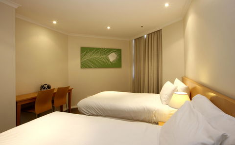 The York By Swiss-Belhotel - Local Tourism 39