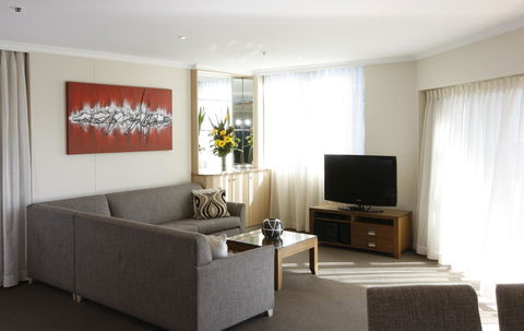 The York By Swiss-Belhotel - Local Tourism 35