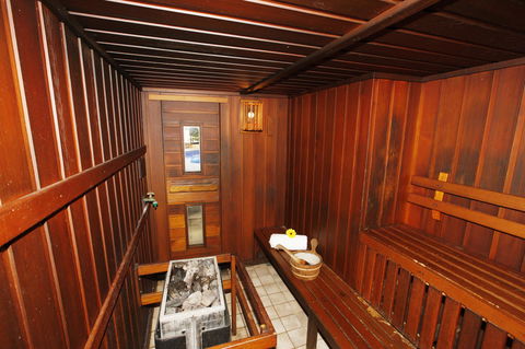 The York By Swiss-Belhotel - Local Tourism 13