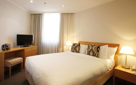 The York By Swiss-Belhotel - Local Tourism 31