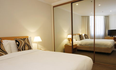 The York By Swiss-Belhotel - Local Tourism 30