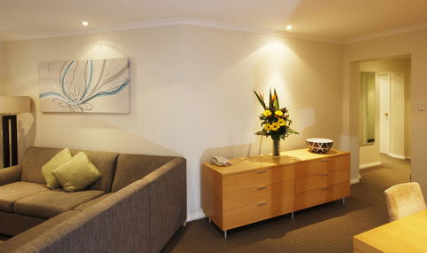 The York By Swiss-Belhotel - Local Tourism 37