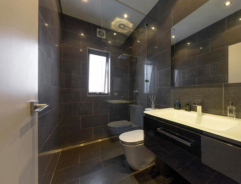 BONDI BEACH PRIME 1 Bedroom + Sunroom - Accommodation Australia 1