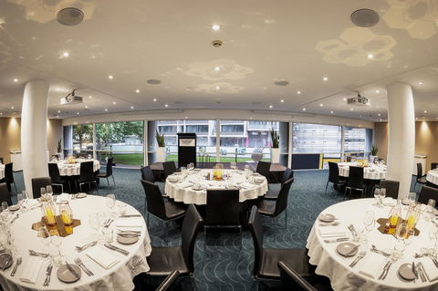 Novotel Sydney Darling Square - Accommodation Australia 23