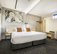 Nightcap at Colyton Hotel - Australia Shopping