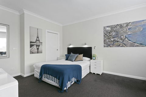Airport Hotel Sydney - Accommodation Australia 2