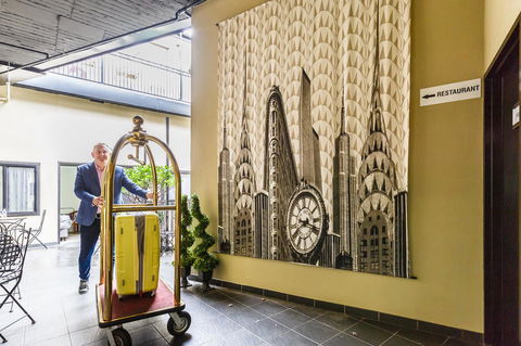 Airport Hotel Sydney - Accommodation Australia 6