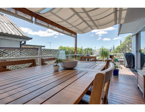 Spacious Cottage With Views, 10 Mins From The City - Local Tourism 8