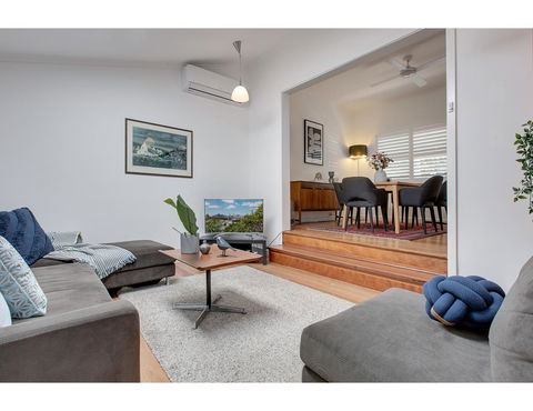 Spacious Cottage With Views, 10 Mins From The City - Local Tourism 0