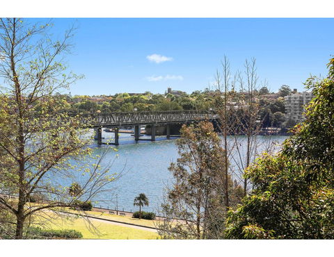 Spacious Cottage With Views, 10 Mins From The City - Local Tourism 22