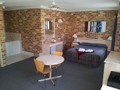 Mollymook Surfbeach Motel & Apartments - Accommodation Australia 5