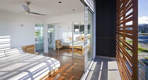 Casuarina Beachfront House - Hostie Properties - Accommodation Australia 16