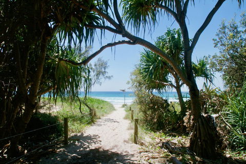 Casuarina Beachfront House - Hostie Properties - Accommodation Australia 10