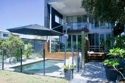 Casuarina Beachfront House - Hostie Properties - Accommodation Australia 4