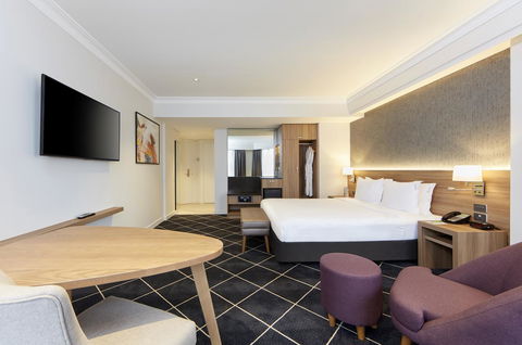 Furama Darling Harbour - Accommodation Australia 17