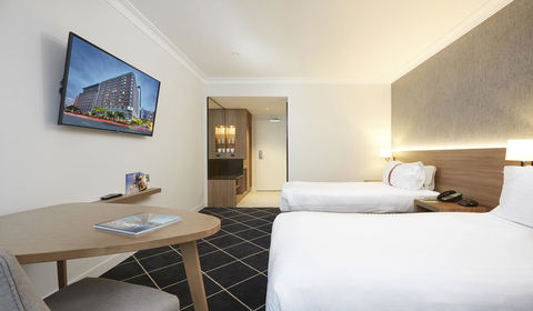 Furama Darling Harbour - Accommodation Australia 9