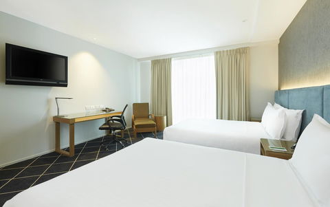 Furama Darling Harbour - Accommodation Australia 11