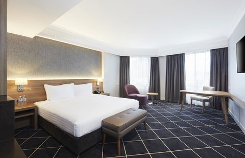 Furama Darling Harbour - Accommodation Australia 21