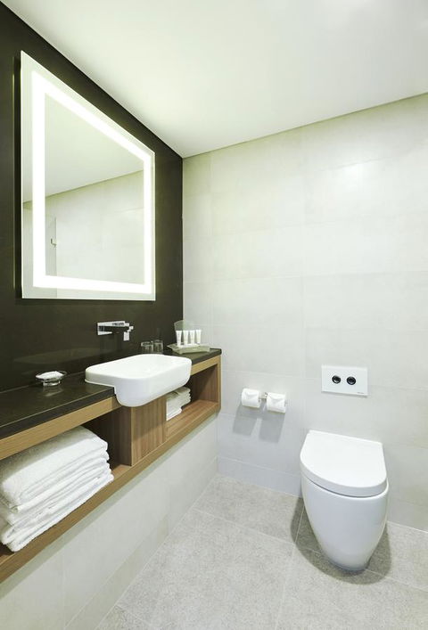 Furama Darling Harbour - Accommodation Australia 12