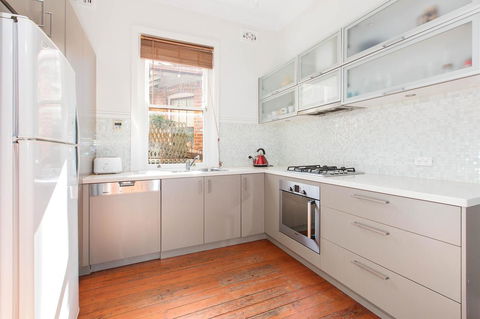 Family Surf House 5 Min Walk To Manly Beach - Local Tourism 6