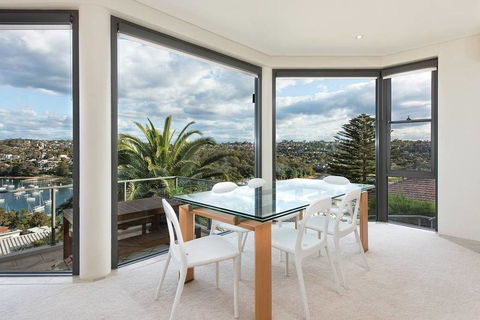 STUNNING MANLY VIEWS - Local Tourism 5