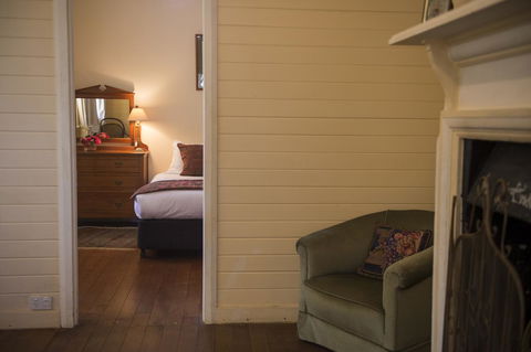 Hillview Heritage Hotel - Accommodation Australia 2