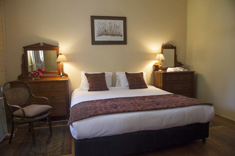 Hillview Heritage Hotel - Accommodation Australia 7