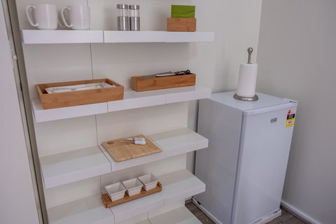 Hideaway Haven, The Cute Place To Put Up Your Feet - Bed n Breakfasts 4