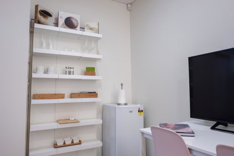 Hideaway Haven, The Cute Place To Put Up Your Feet - Bed n Breakfasts 13