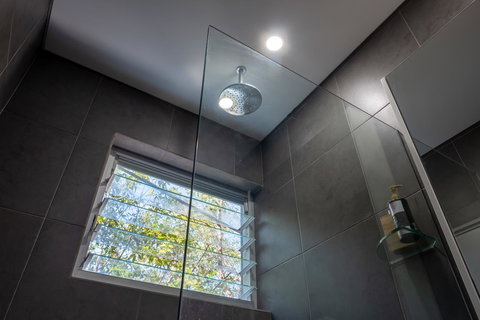 Hideaway Haven, The Cute Place To Put Up Your Feet - Bed n Breakfasts 23