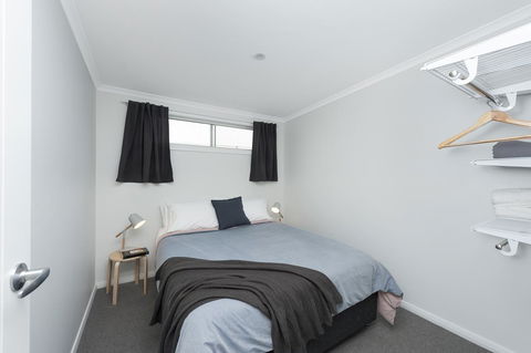125 Milton - Accommodation Australia 6