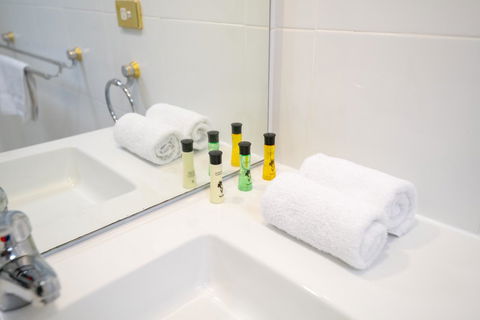 Castle Serviced Apartments - Accommodation Australia 25