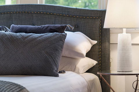 Huge Harbour View Apartment In Historic Home - Local Tourism 10