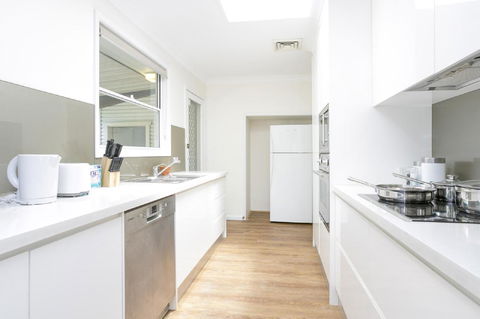 Beautiful Family Holiday House - Local Tourism 7