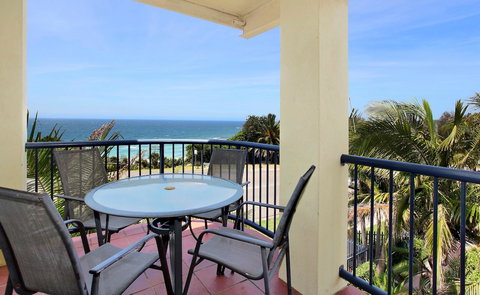 South Pacific Apartments - Local Tourism 11