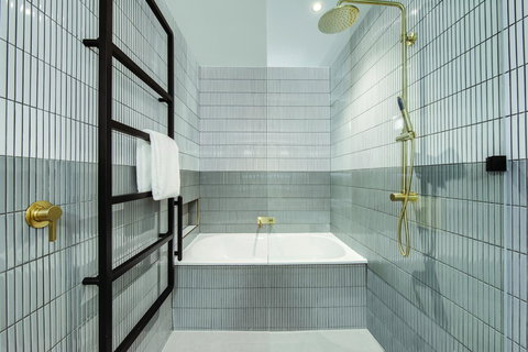 Vibe Hotel Sydney Darling Harbour - Australia Shopping 26