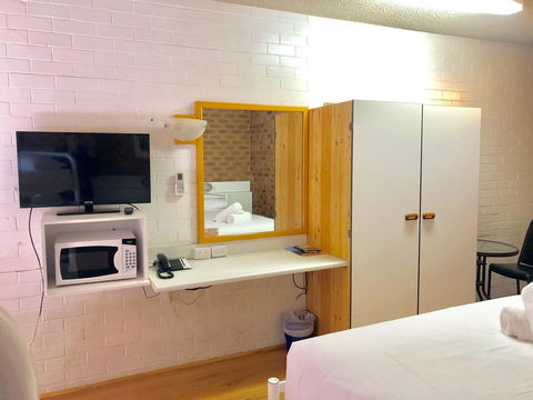 Marco Polo Motor Inn Sydney - Accommodation Australia 11