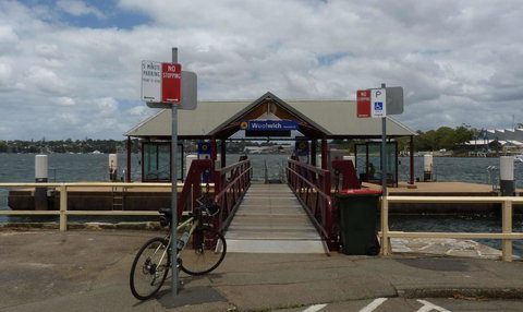 Elegant Family Home Close To Harbour And Views - Australia Shopping 18