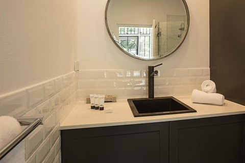 Elegant Family Home Close To Harbour And Views - Australia Shopping 7