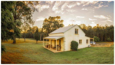 Madigan Wine Country Cottages - Accommodation Australia 36
