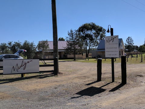 Madigan Wine Country Cottages - Accommodation Australia 3