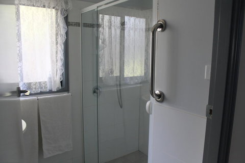 Ducati\'s B And B - Australia Shopping 10