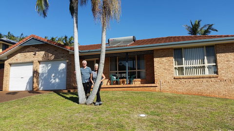 Twin Palms Holiday House At Lighthouse - Accommodation Australia 0