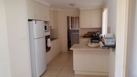 Twin Palms Holiday House At Lighthouse - Accommodation Australia 6