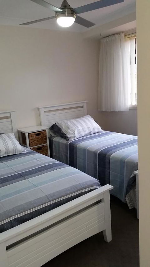 Twin Palms Holiday House At Lighthouse - Accommodation Australia 10