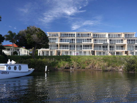 Regatta 13 - Australia Shopping 2