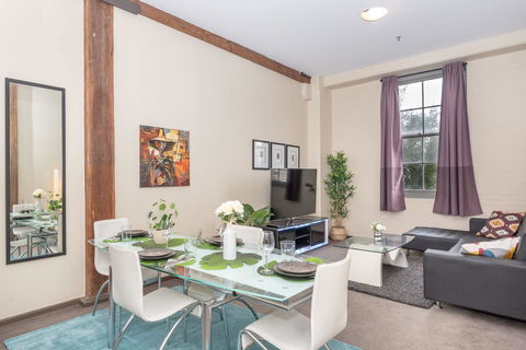 Classic 2 BR Apt In Pyrmont - Local Tourism 0