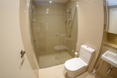 Olympic Park Sunshine 2 Bedrooms Apts With Private Parking - Australia Shopping 18