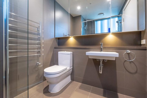 Olympic Park Sunshine 2 Bedrooms Apts With Private Parking - Australia Shopping 29