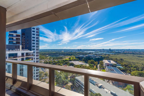 Olympic Park Sunshine 2 Bedrooms Apts With Private Parking - Australia Shopping 0